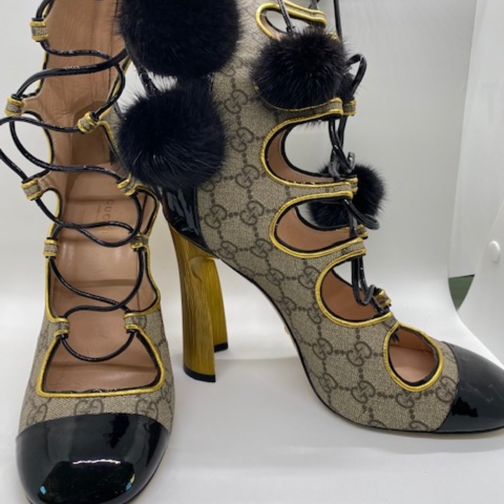 Gucci laced ankle boots